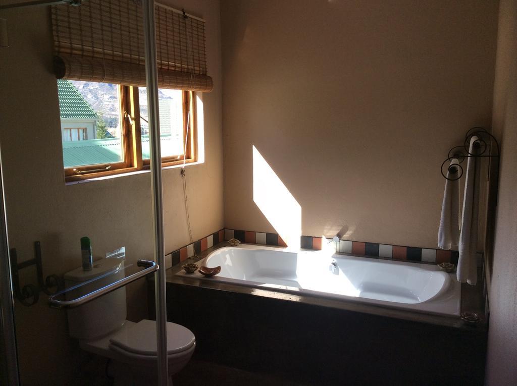 Bed and Breakfast 278 On Main Clarens Esterno foto